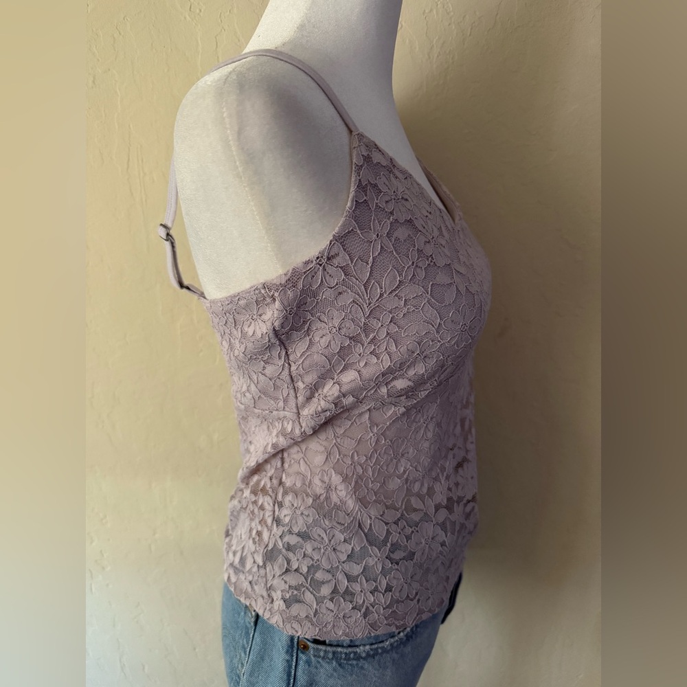 Sheer lace purple cami - Picture 3 of 6